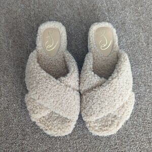 New Sam Edelman Alice Faux fur slide sandals caramel women's size 6